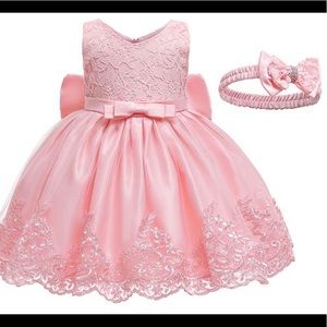Baby girl pink bow 🎀 dress for Birthday Party 🥳